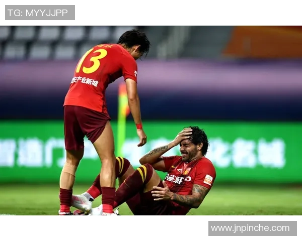 上海攀岩队在极限运动会中以53分稳居积分榜首位 上海攀岩队在极限运动会中以53分稳居积分榜首位