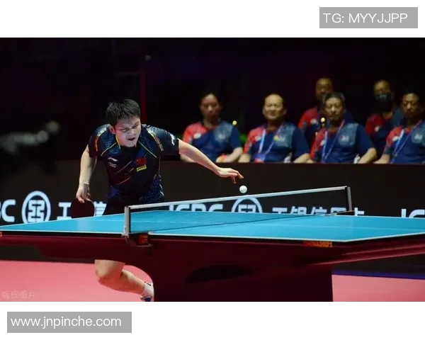 广州羽毛球队力量争议引发热议球迷与专家观点碰撞激烈 广州羽毛球队力量争议引发热议球迷与专家观点碰撞激烈