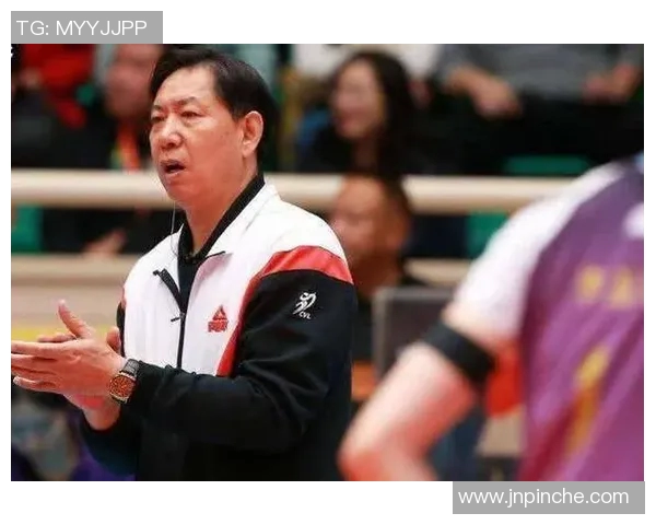 张强专访：从排球新星到传奇教练的心路历程与成长故事