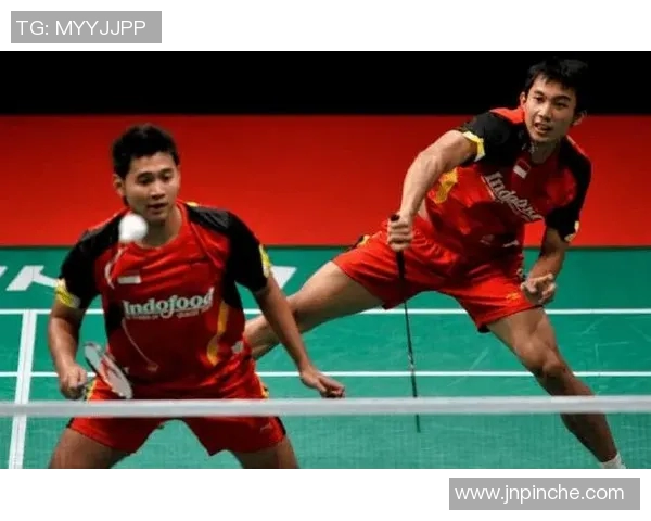 南京羽毛球队区域防守战术深度分析与实战应用探讨 南京羽毛球队区域防守战术深度分析与实战应用探讨