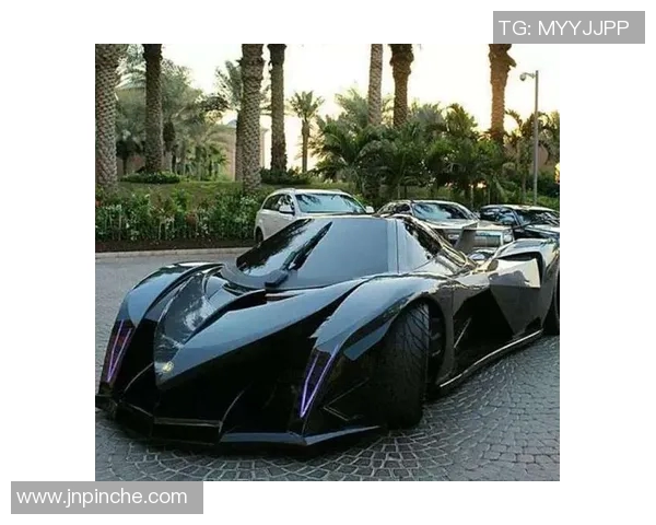 足球明星的豪华座驾揭秘812跑车的魅力与性能分析